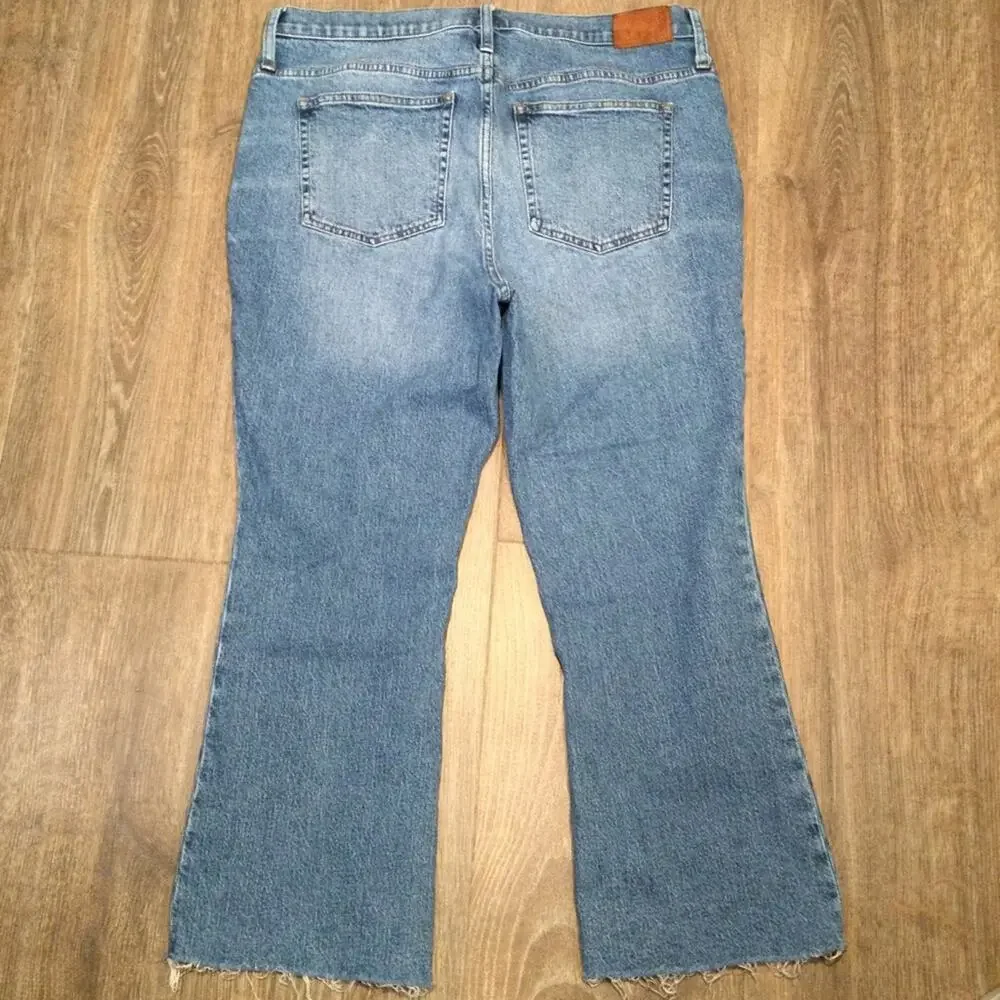 J. Crew 9" demi boot crop jean medium wash 32 raw hem - Picture 9 of 9